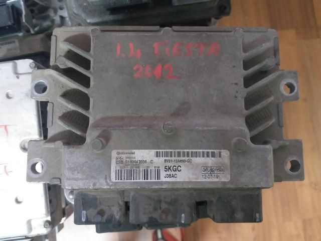 FORD FİESTA 2012 BENZİNLİ ÇIKMA ORJINAL MOTOR BEYNİ